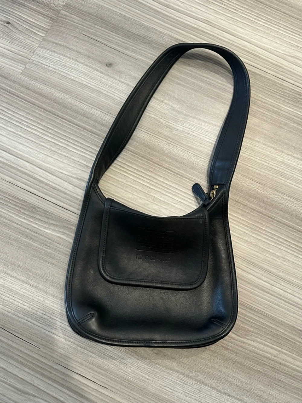 Coach Black Leather Vintage Mini Ergo - Picture 9 of 11